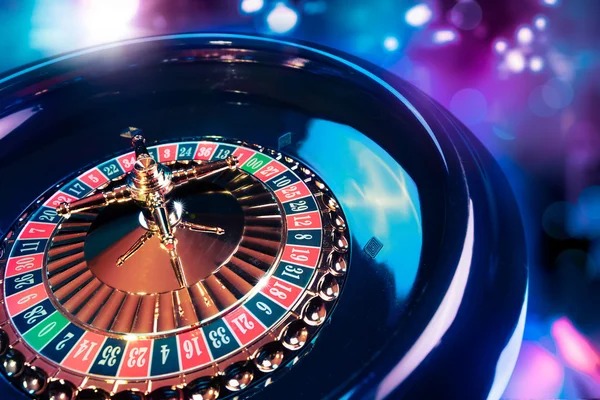 Starburst slot game interface showing five reels, paylines, and bonus feature indicators on babehwin